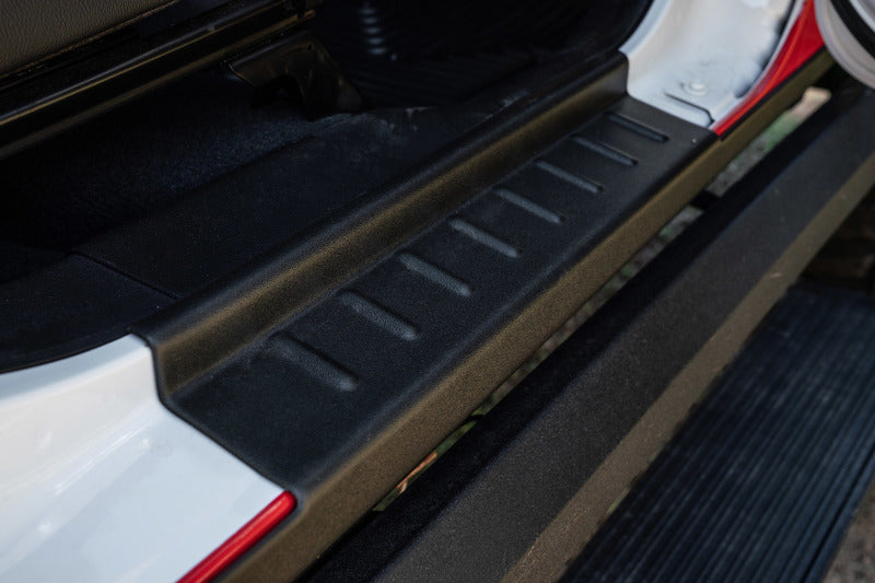 Bushwacker Trail Armor Rocker Panel - Jeep Gladiator